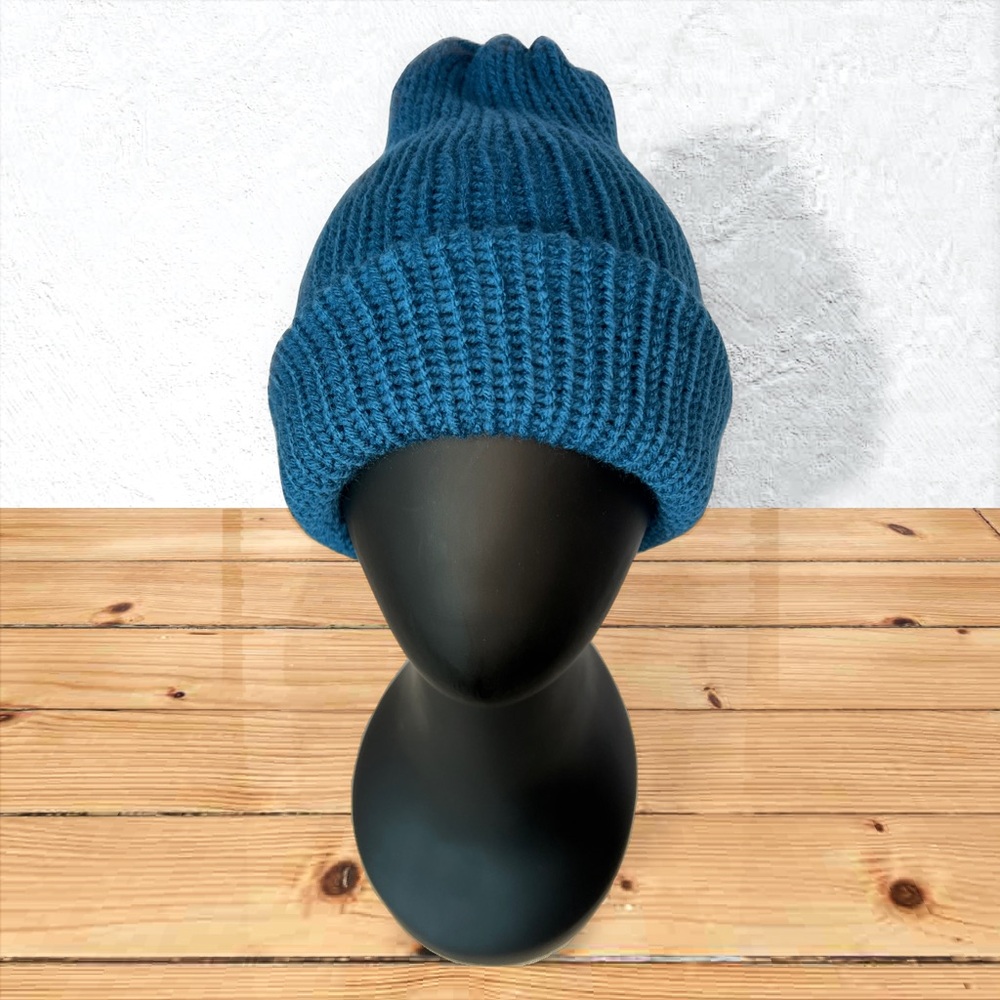 Handmade Knit Beanie Handcrafted Unisex Hat Ocean - Picture 1 of 10